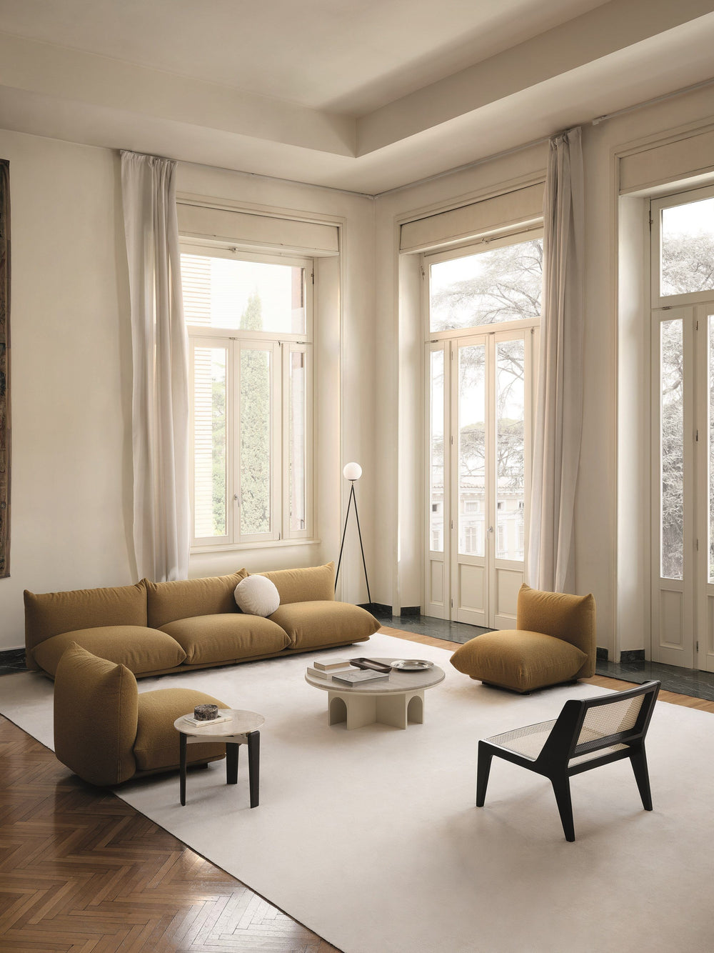 GS9186 Sofa gallery image 2