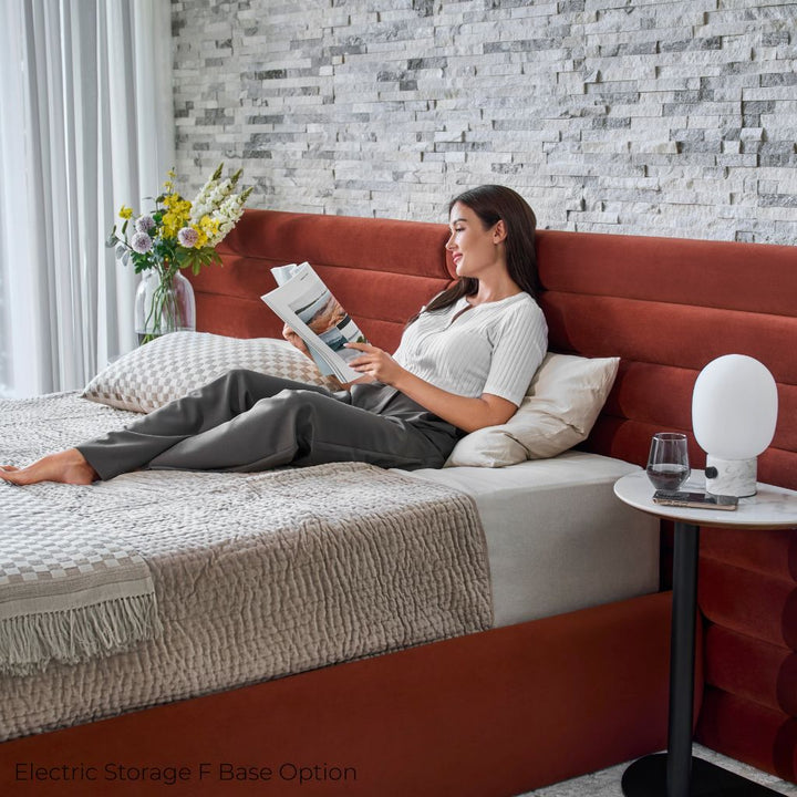 GC2509 Upholstered Bed