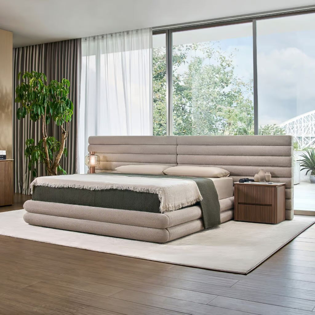 GC2509 Upholstered Bed