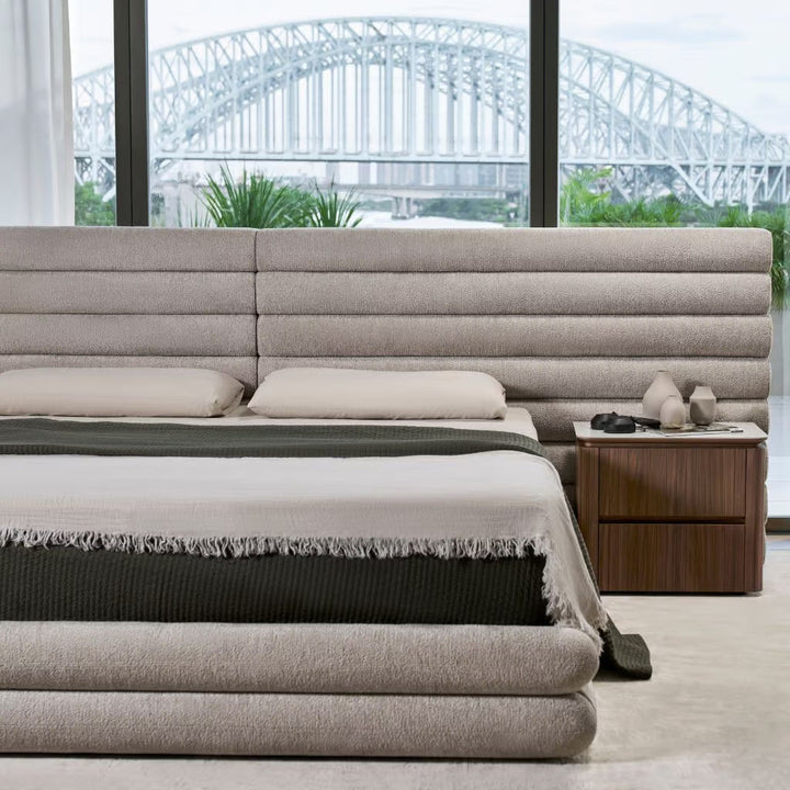 GC2509 Upholstered Bed