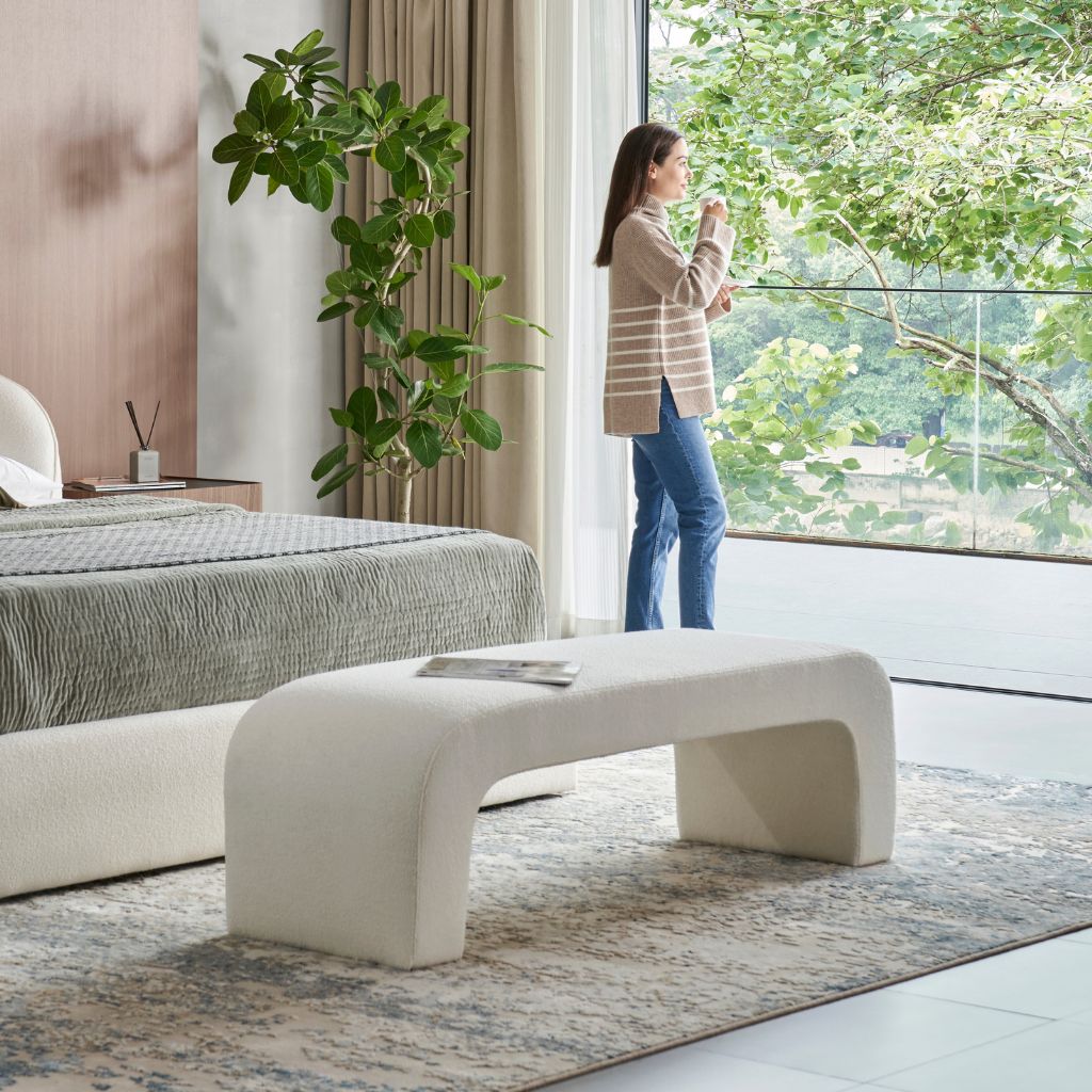 Pescara Ottoman bench-style seat showing the upholstered detail